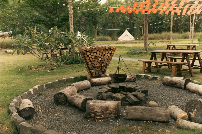 Khu nhà gỗ nghỉ ngơi tại Sachi Camping gần Sài Gòn